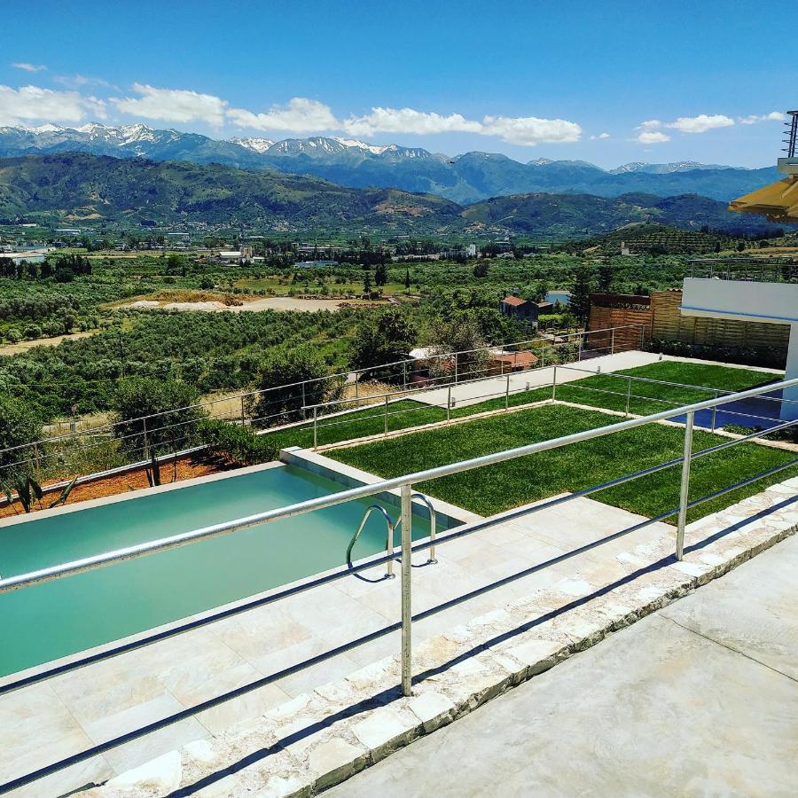 Villa Oasis Galatas  Экстерьер фото